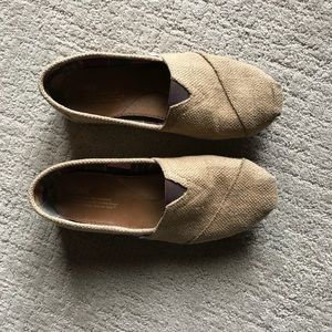 Toms. Women’s